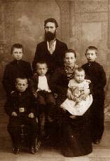 J. H. Vahtrik perekonnaga. Foto: H. Tiidermann