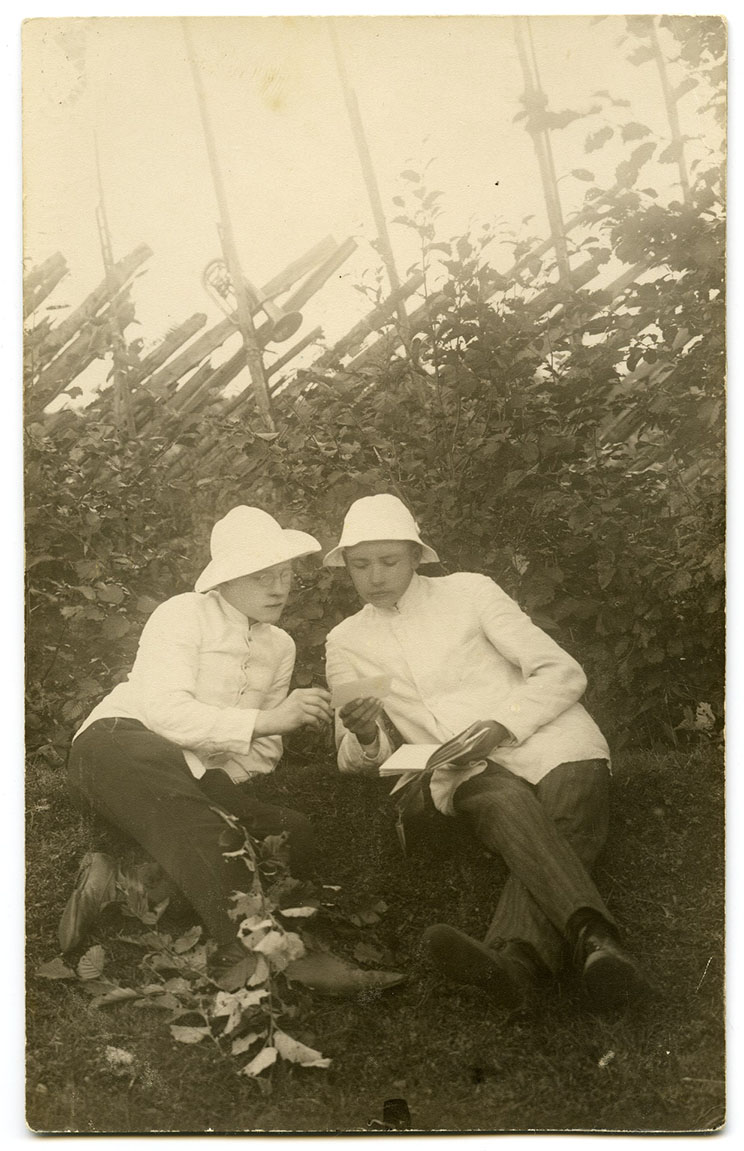 Vana foto Oskar Looritsast ja August Tislerist